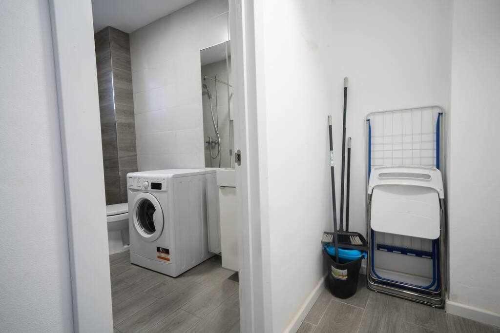1 Room Atico Pedregalejo Málaga Extérieur photo