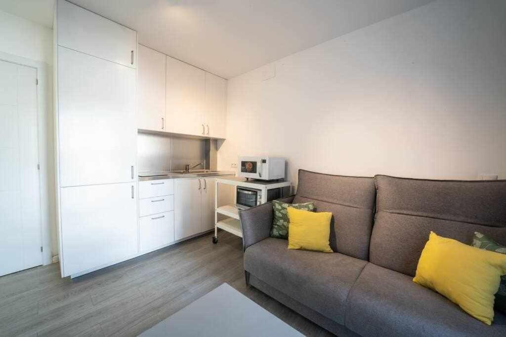 1 Room Atico Pedregalejo Málaga Extérieur photo