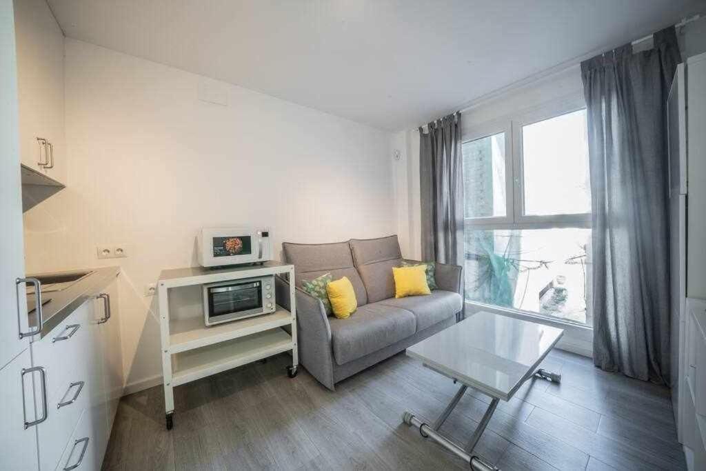 1 Room Atico Pedregalejo Málaga Extérieur photo